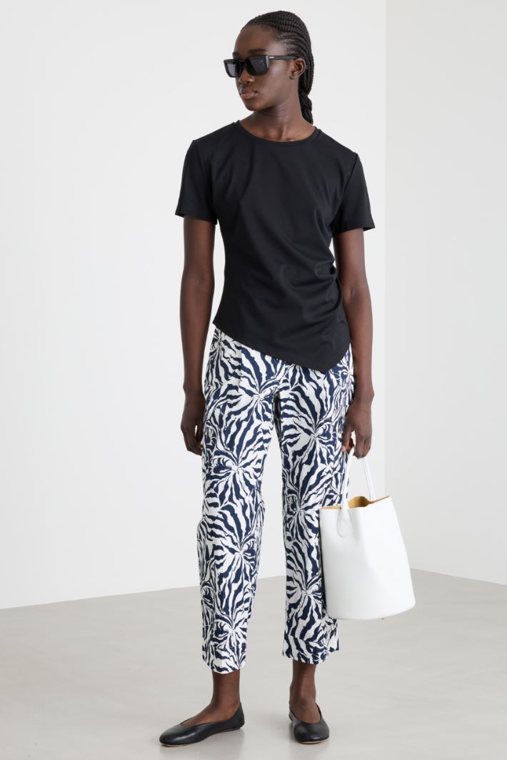 T-shirt con pieghe Intrend