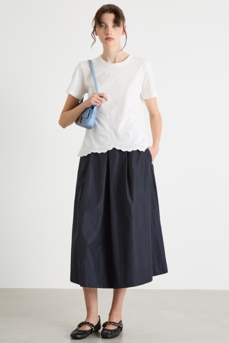 Scalloped-hem T-shirt Intrend