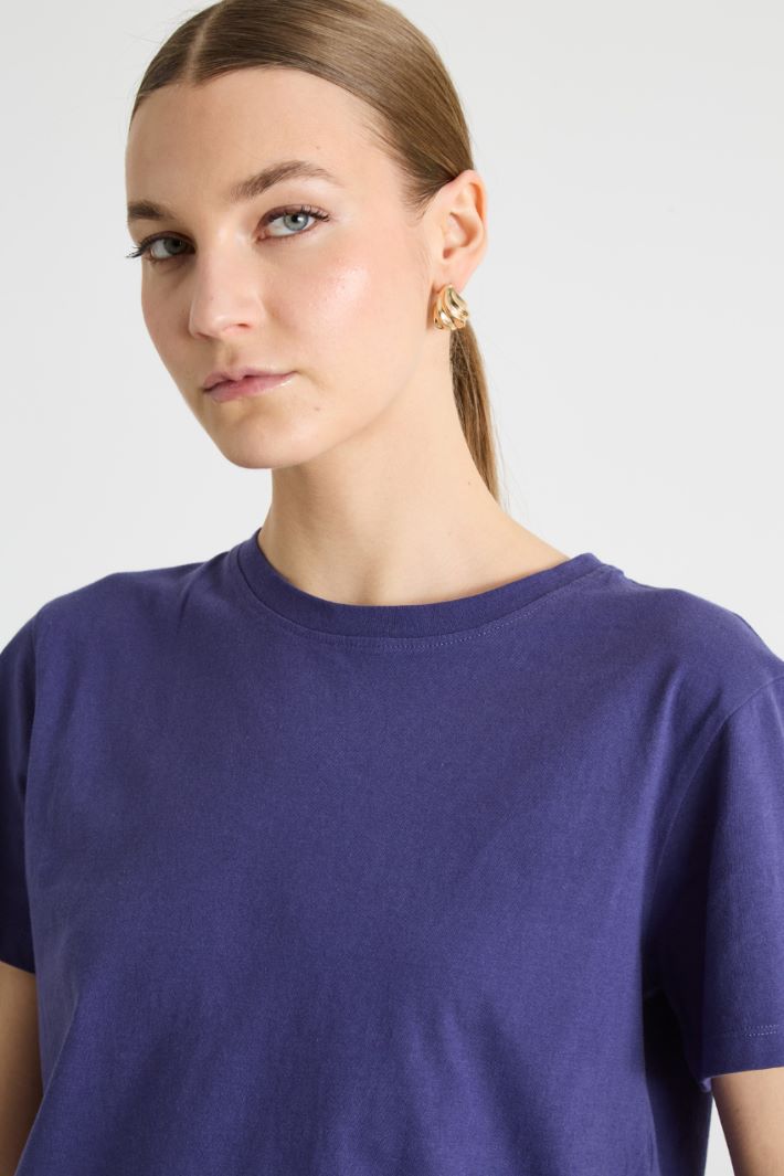 Scalloped-hem T-shirt Intrend - 3
