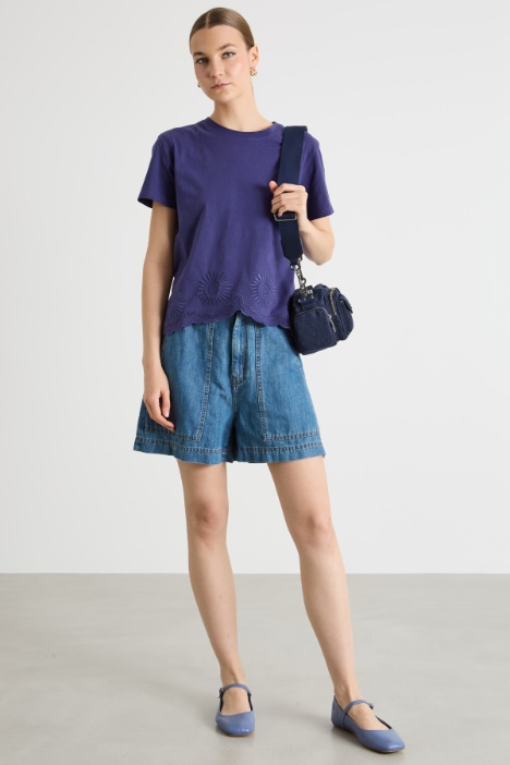 Scalloped-hem T-shirt Intrend