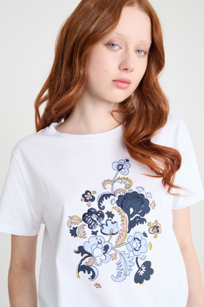 Printed and sequinned T-shirt Intrend - 3