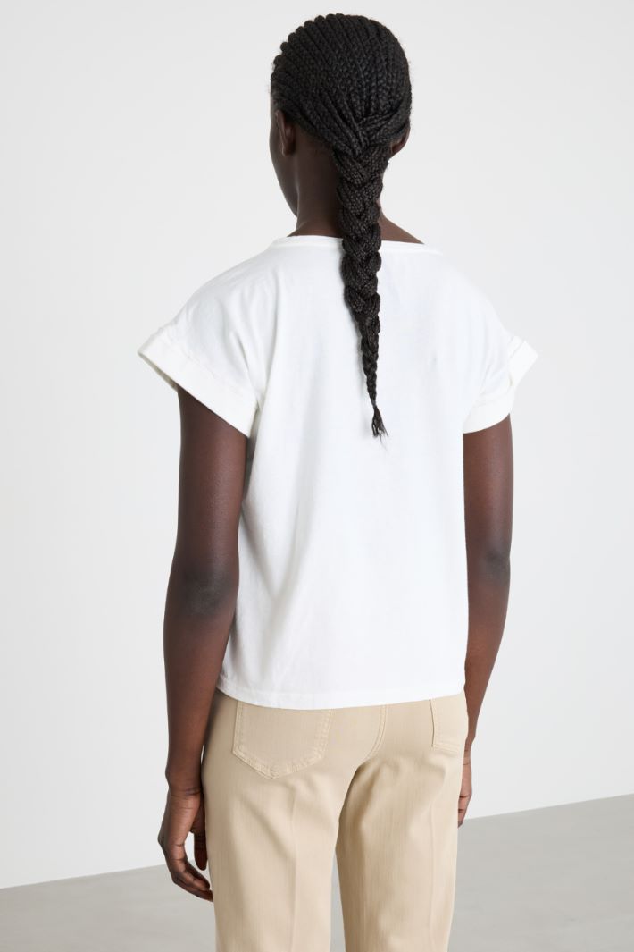 T-shirt con tasca Intrend - 4