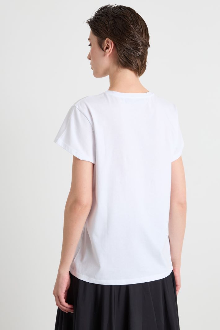 Embroidered-pocket T-shirt Intrend - 4