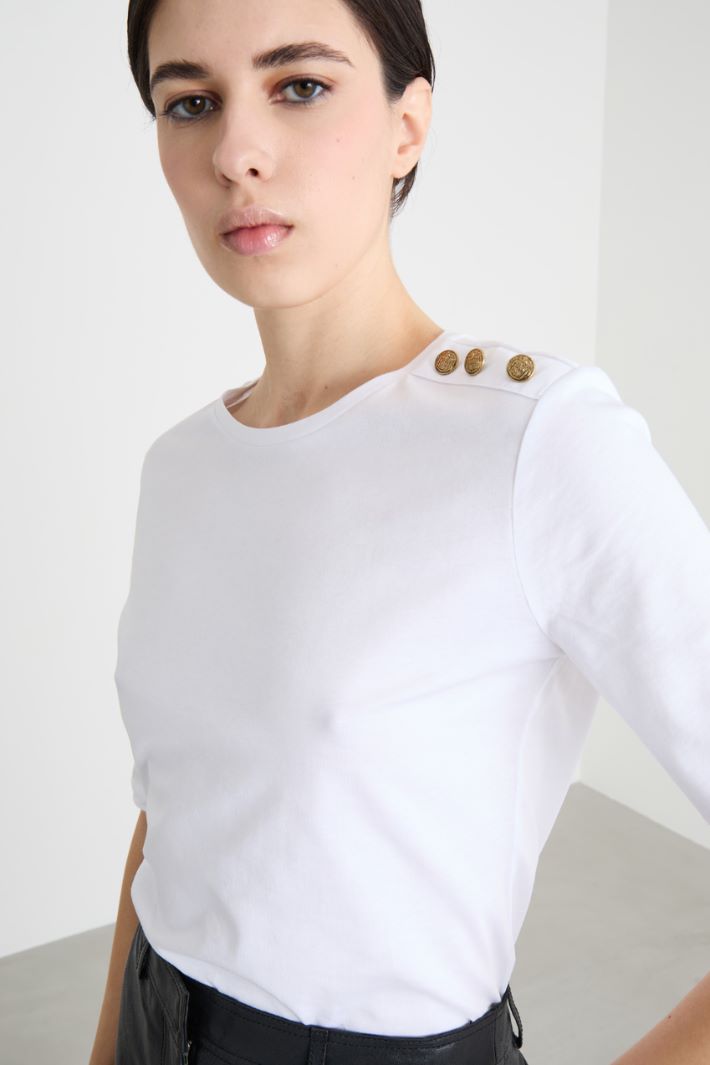 Button-detail T-shirt Intrend - 3