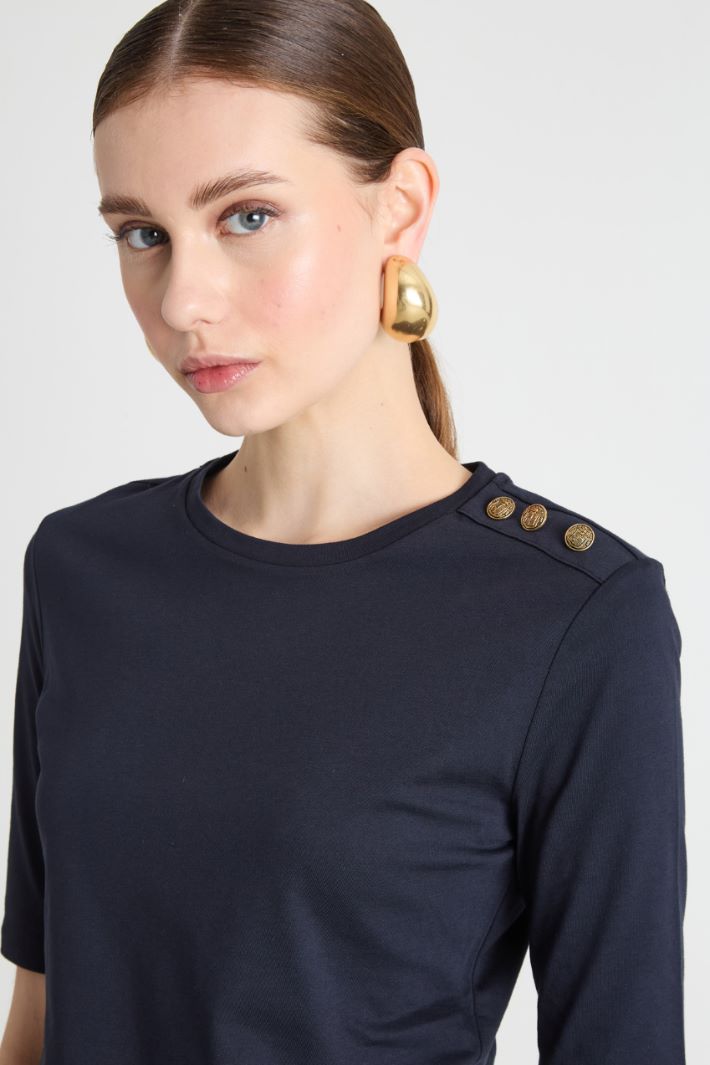 Button-detail T-shirt Intrend - 3