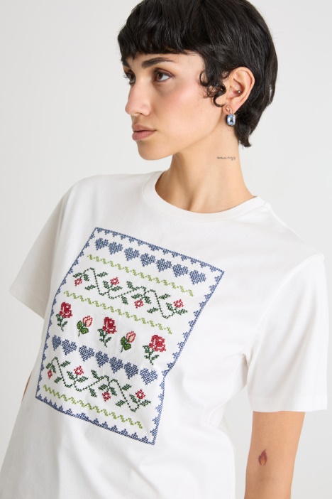 T-shirt in jersey con stampa