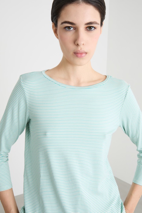 T-shirt con manica a tre quarti