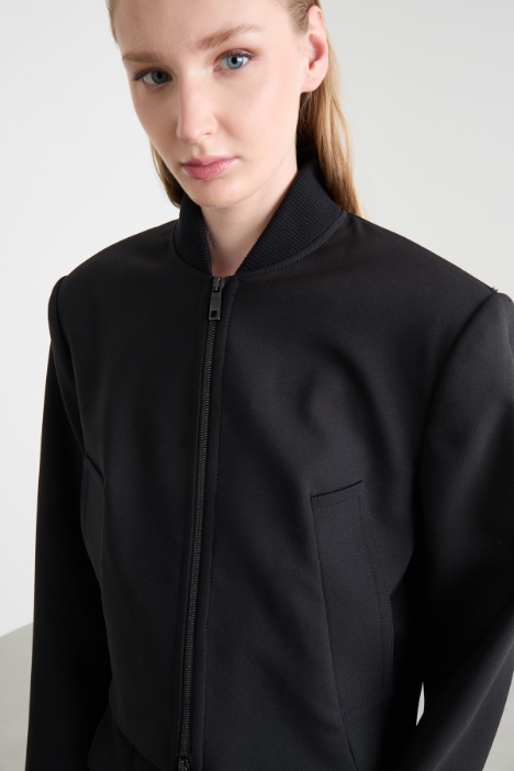 Giacca con zip e collo a bomber