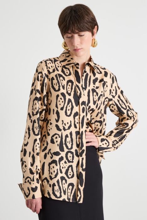 Animal print blouse Intrend