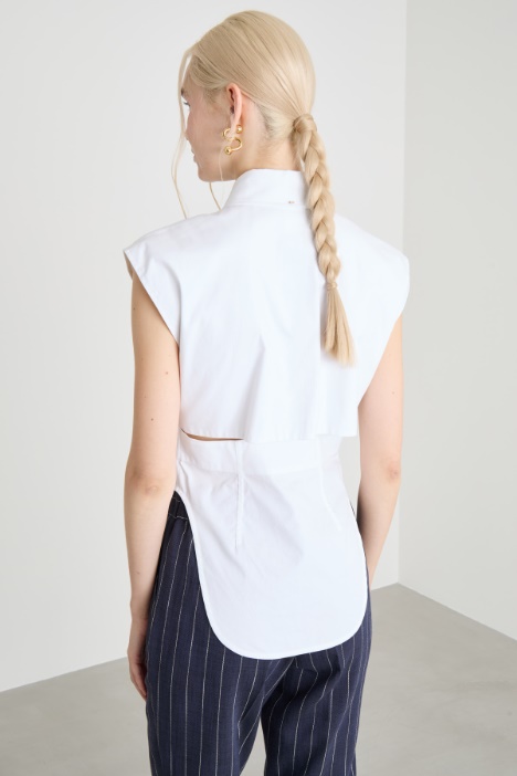 Camicia aderente senza maniche