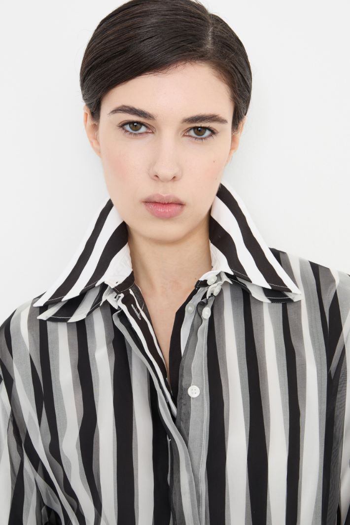 Poplin and organza blouse Intrend - 3