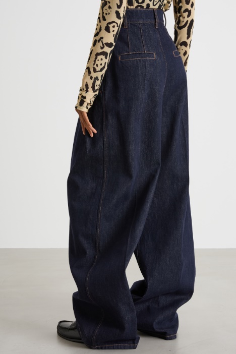 Jeans oversize a vita alta