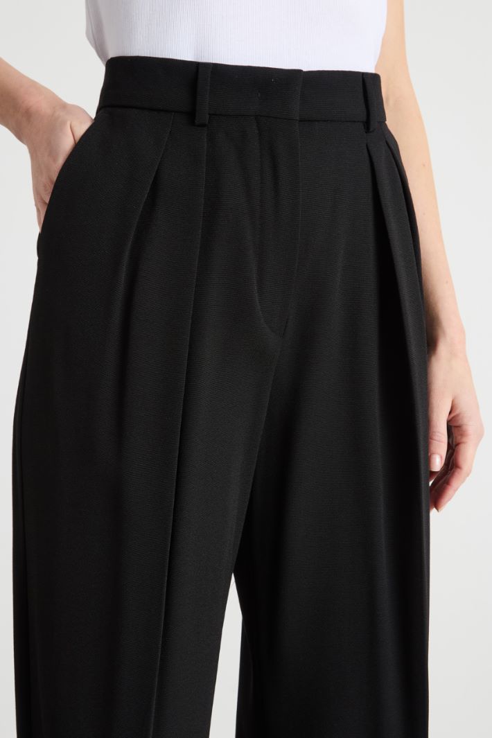 Pantalone ampio con pinces Intrend - 3