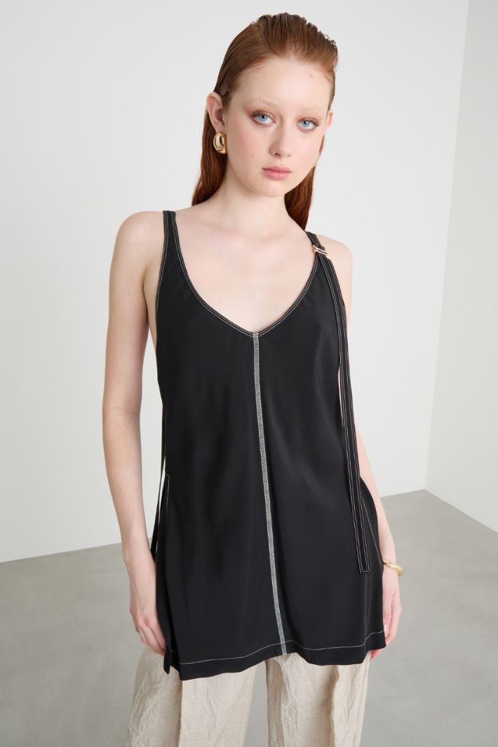 Side-slit top in viscose canvas Intrend - 3