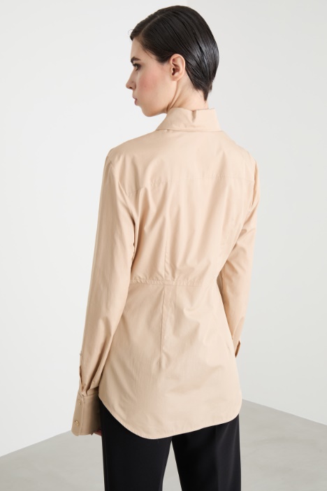 Camicia aderente in popeline