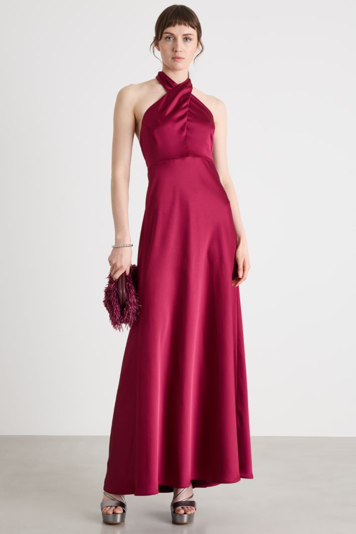 Abito lungo in raso fluido Intrend