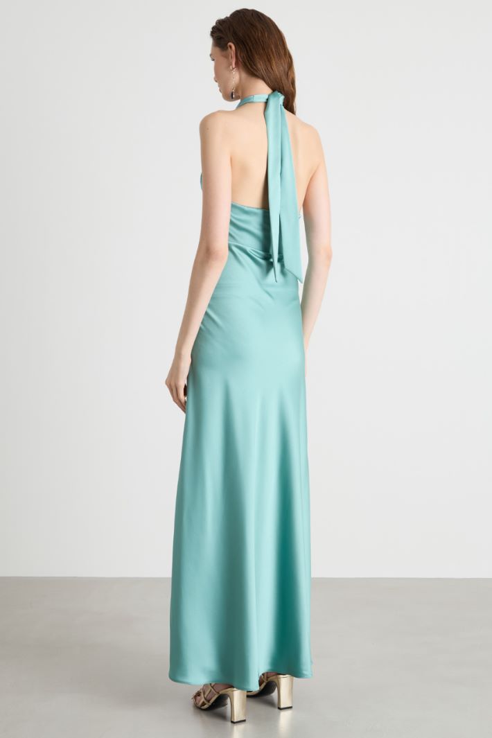 Flowing satin maxi dress Intrend - 4