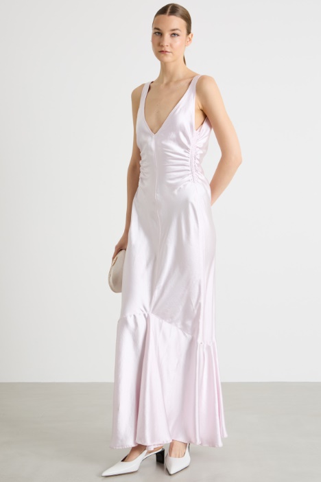 Abito lungo in raso Intrend