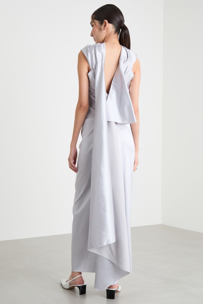 Abito aderente con drappeggi Intrend - 4