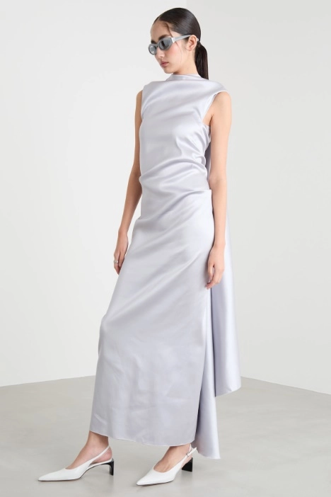 Fitted draped satin dress - Intrend