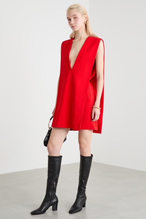 Abito corto con maxi scollo Intrend