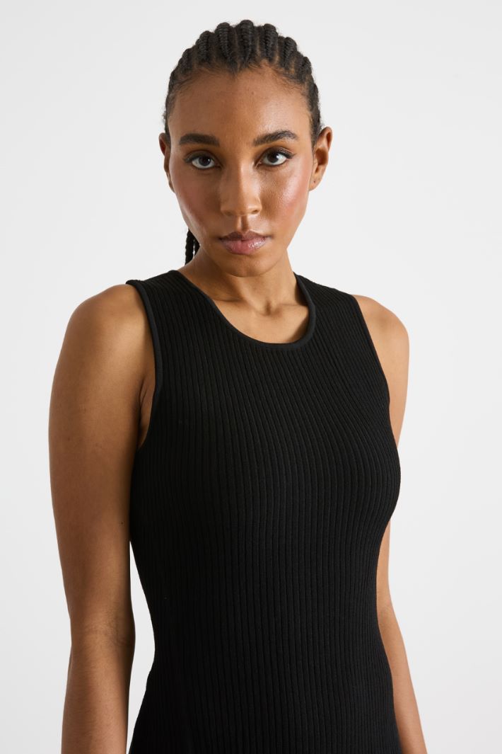 Sleeveless knit maxi dress Intrend - 3