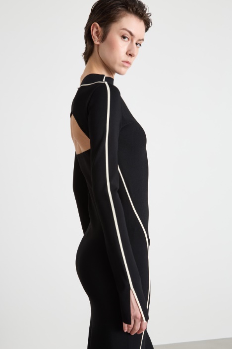 Abito aderente in maglia