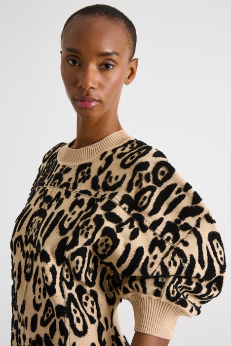 Vestido de jacquard con estampado animal