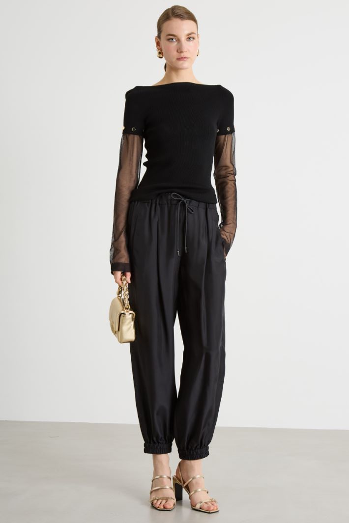 Sheer-Sleeved Top Intrend