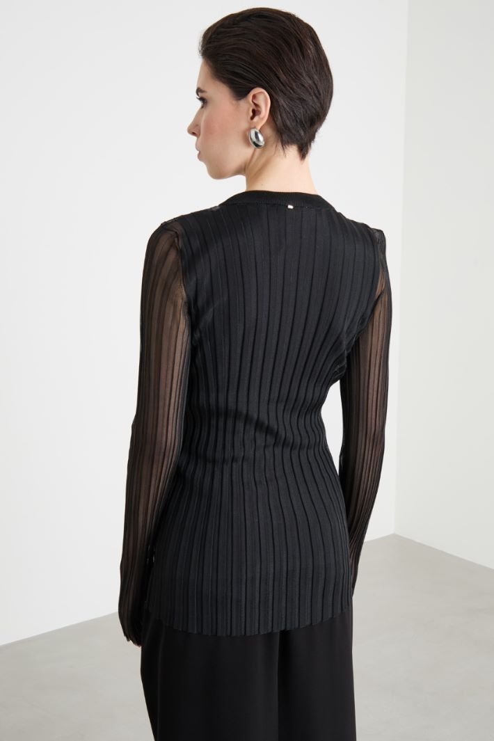 Sheer jersey top with matching vest Intrend - 4