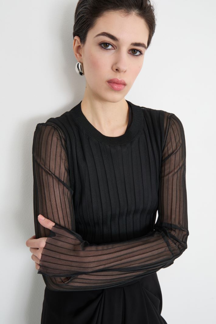 Sheer jersey top with matching vest Intrend - 3