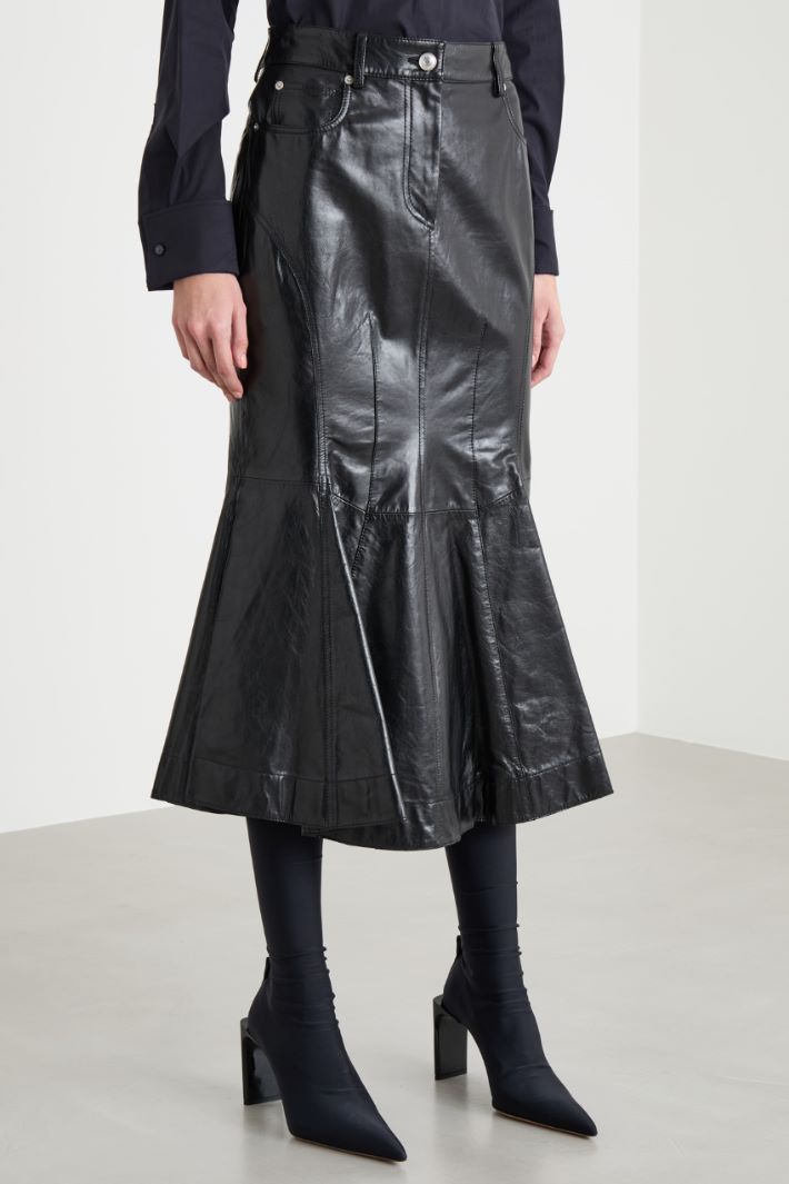 Falda sirena de napa Intrend - 2