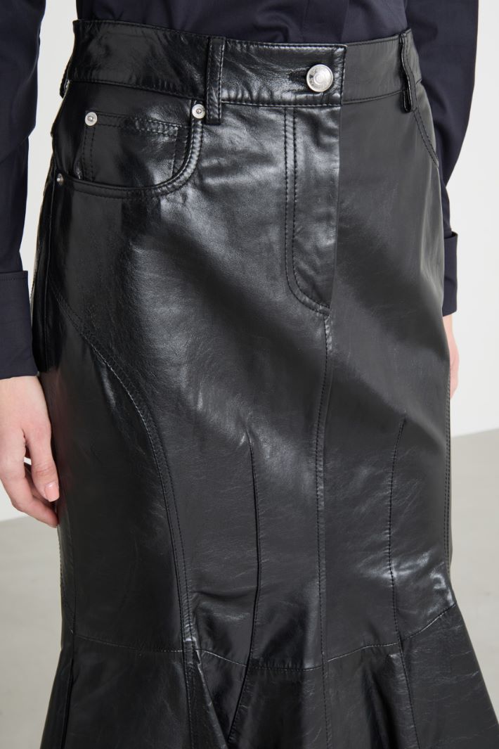 Falda sirena de napa Intrend - 3