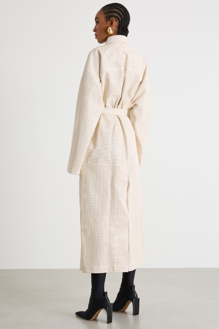 Long perforated nappa leather trench coat Intrend - 4