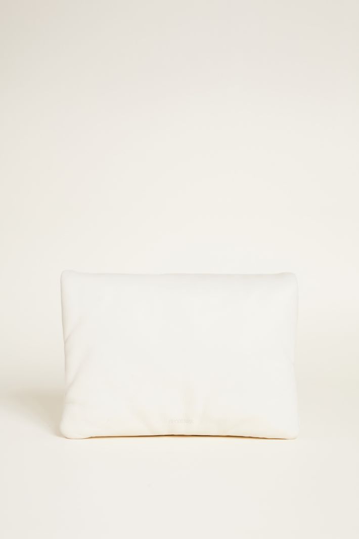 Padded nappa leather shoulder bag Intrend