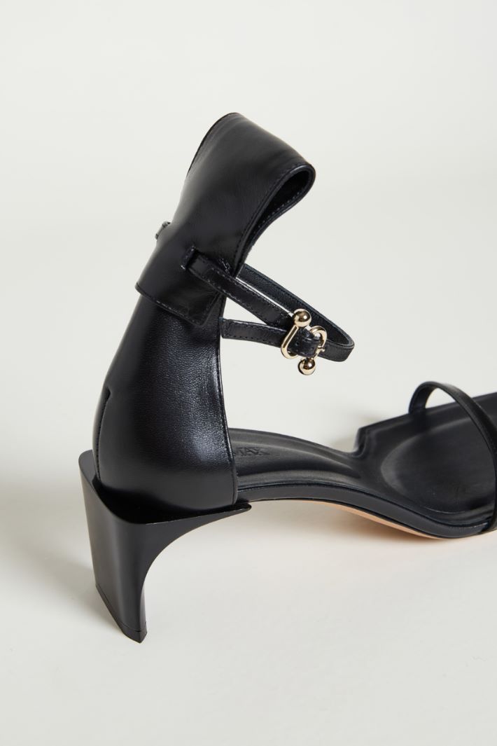 Ankle-strap sandals Intrend - 4