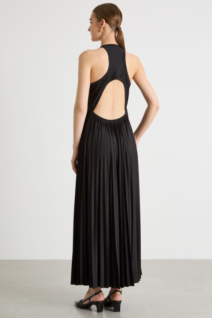 Vestido largo con falda plisada Intrend - 4