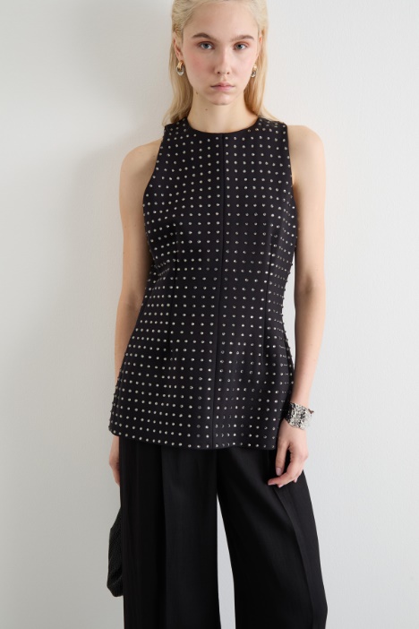 Fitted rhinestone top Intrend