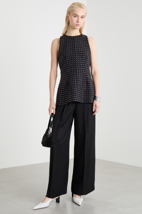 Fitted rhinestone top Intrend