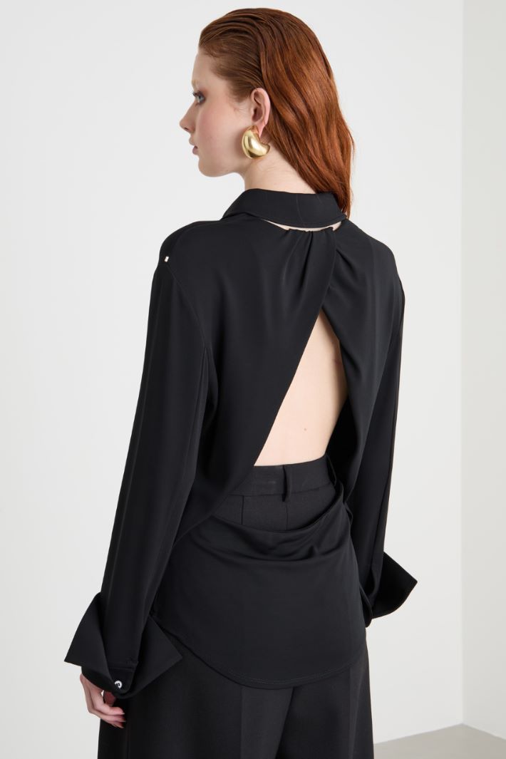 Camicia aderente in jersey crepe Intrend - 4