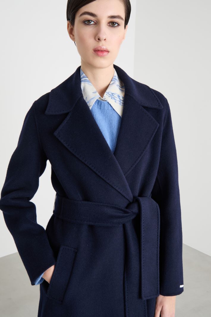 Abrigo cruzado con cinturón Intrend - 3