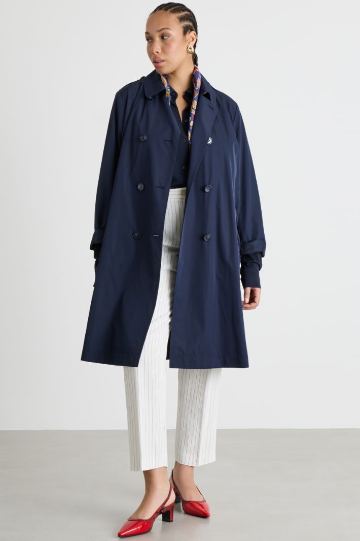 Double-breasted trench coat Intrend