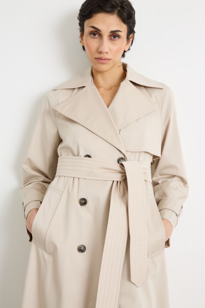 Double-breasted satin trench coat Intrend - 3