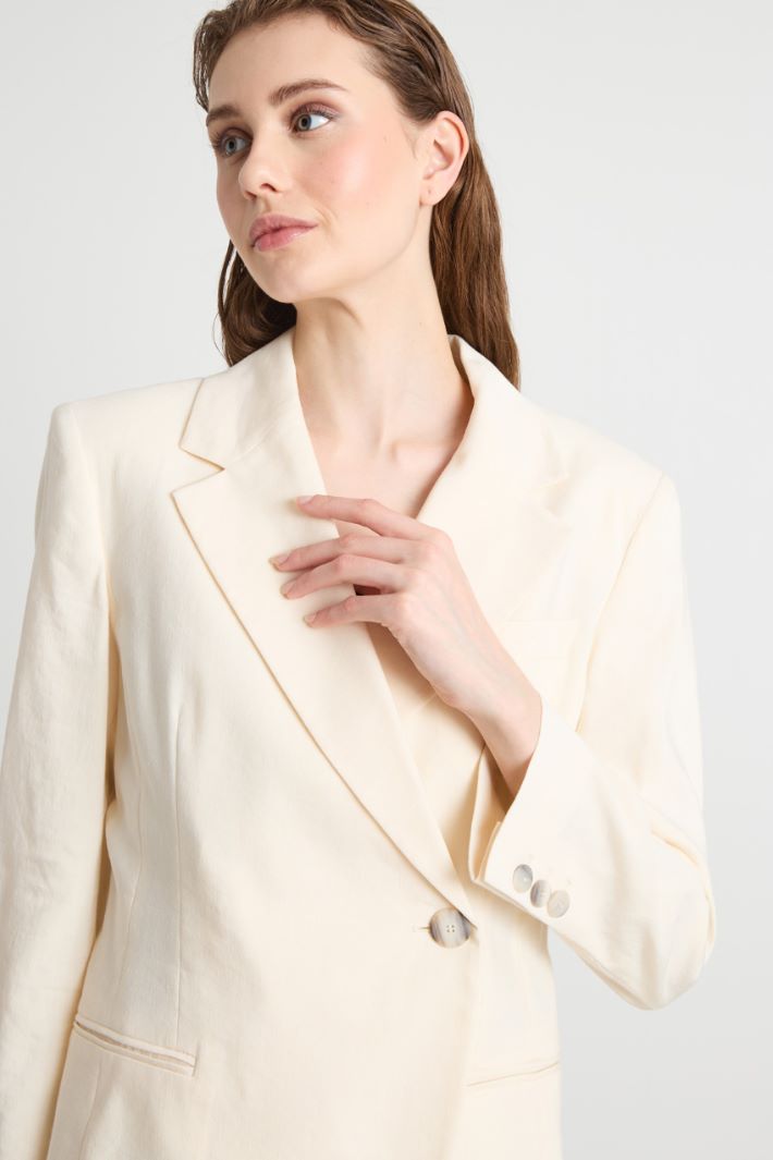 Double-breasted single-button blazer Intrend - 3