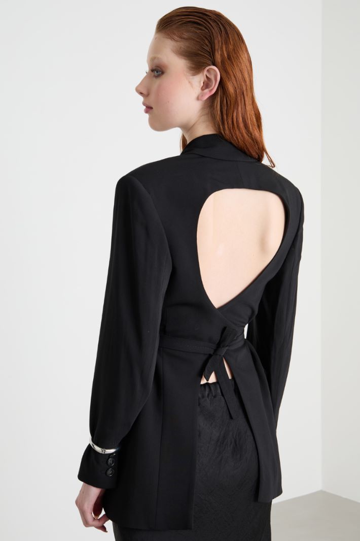 Belted cut-out blazer Intrend - 4