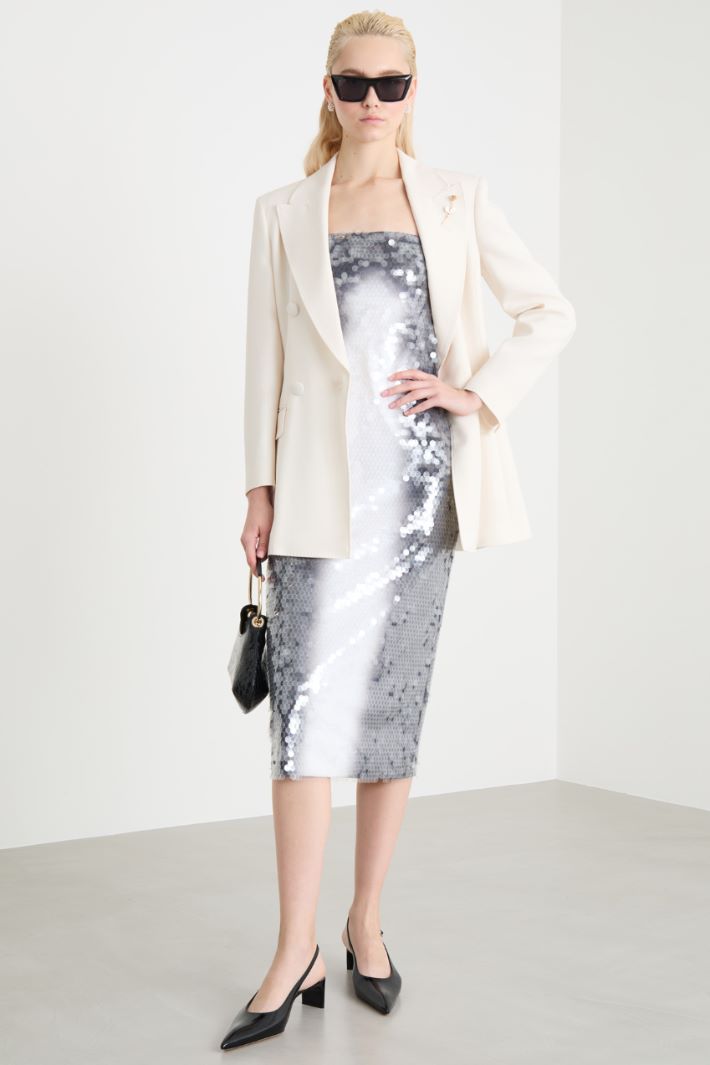 Double-breasted peaked-lapel blazer Intrend