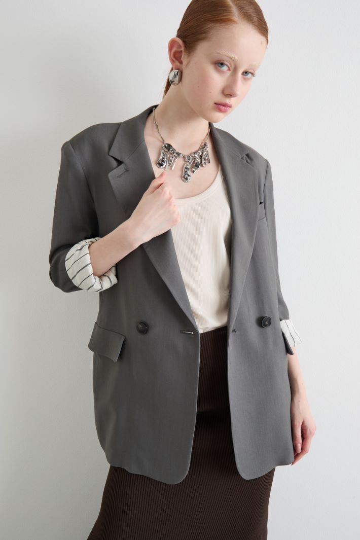 Blazer largo con cinturón Intrend - 2