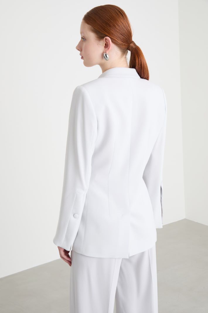Fitted jacket with ribbon fastening Intrend - 4