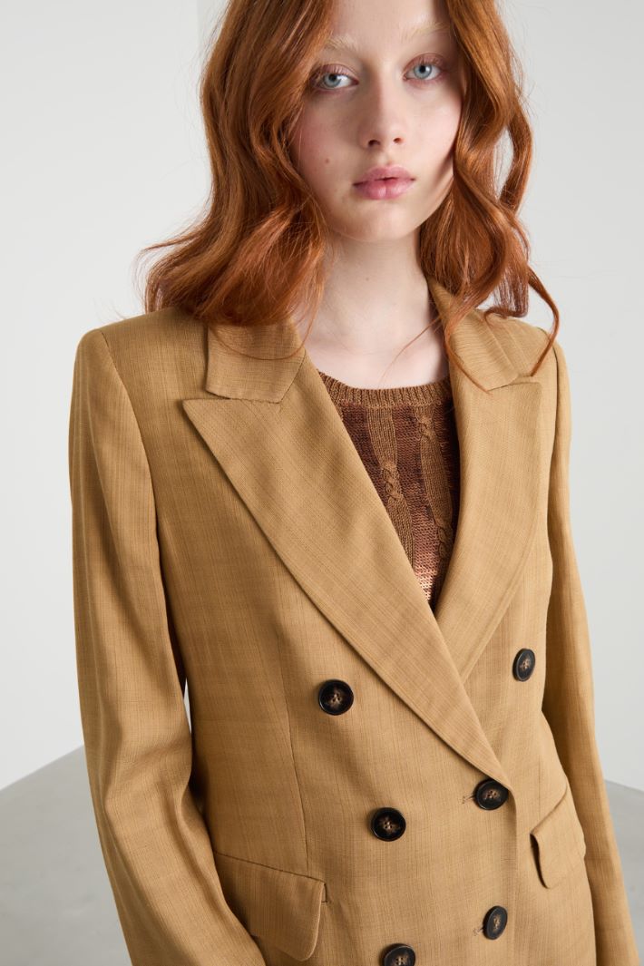 Double-breasted peak lapel blazer Intrend - 3