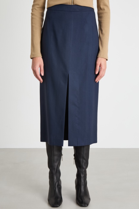 Falda midi con raja central